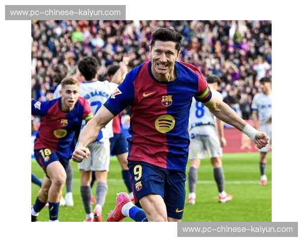 莱万36岁后西甲进球35个，历史第三